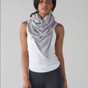 lululemon vinyasa scarf